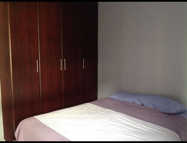 1 BEDROOM PROPERTY TO RENT IN UMHLANGA RIDGE